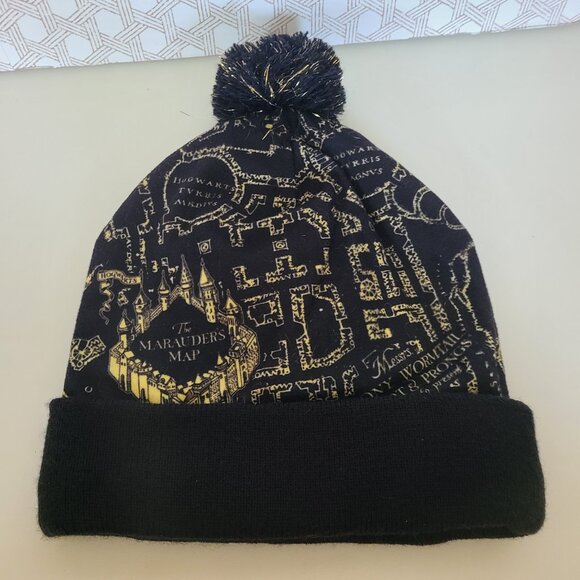Harry Potter Beanie Black & Gold 'I Solemnly Swear that I am up to no GOOD' - Picture 5 of 8